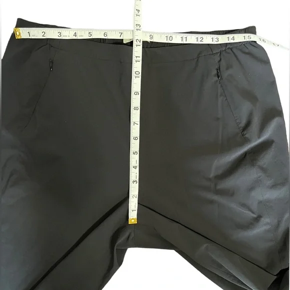 NIC + ZOE Tech Stretch Relaxed Ankle Pants Black Size 12 Slim Straight Leg - Picture 9 of 10
